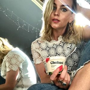 Meet your Posher, Sarah catherine